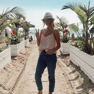 Perfect flowy tank. Great condition.